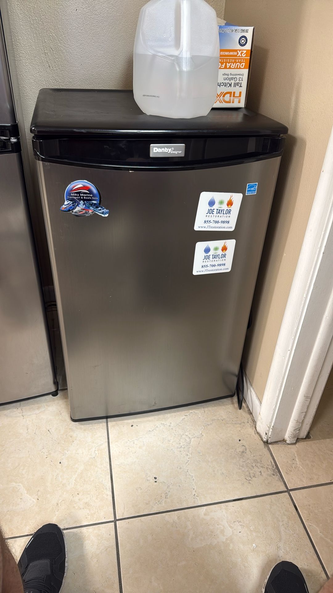 Danny Mini Fridge