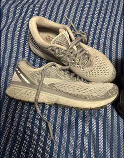 Brooks Ghost 11 Running Shoes Women Size 7