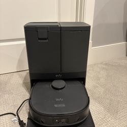 Eufy Clean Robot Vacuum And Mop with Self-Emptying Base – Great Condition
