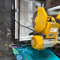 Model 60010 2hp professional Tile Saw