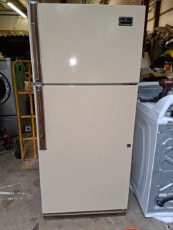 Hotpoint Refrigerator/Freezer 