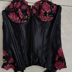 Women’s Black And Red Rose Corset