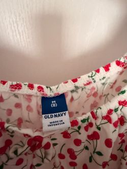 Old Navy Cherry Print Top Size M (8)