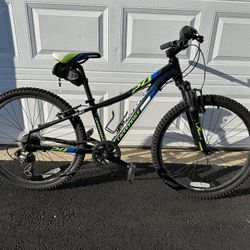 Cannondale Kids Mountain Bike 24”