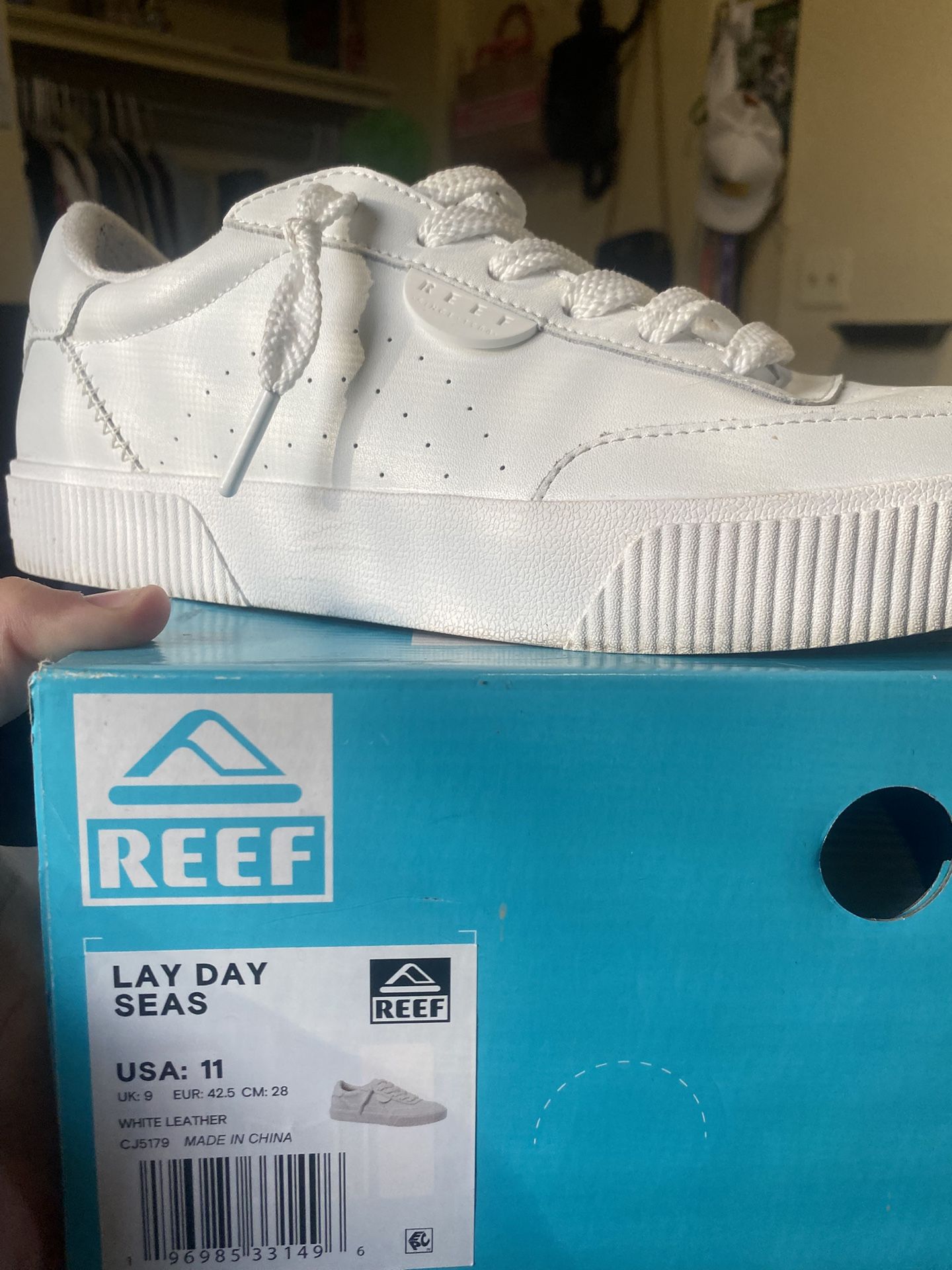 Reef White Leather Sneakers