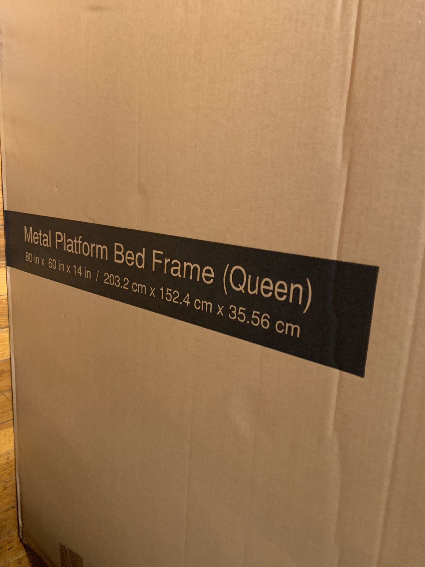 Metal platform bed frame queen