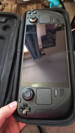 Steam deck LCD 64 gigs