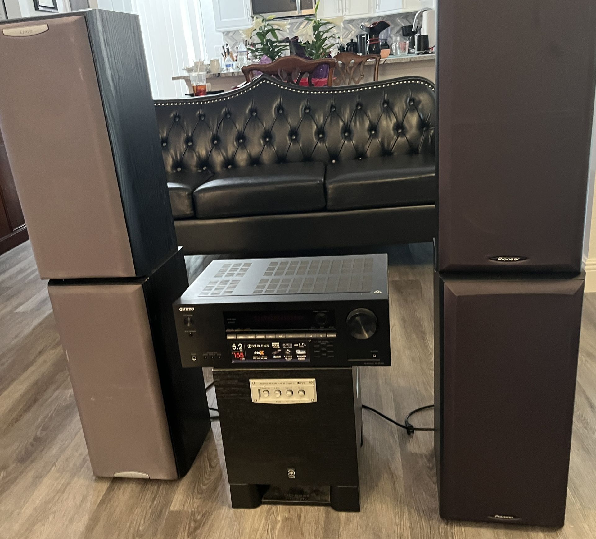 4 Speakers, Mixer Amp, Subwoofer 