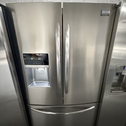Frigidaire Refrigerator “26 Counter Depth 