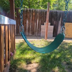 Single Swing With Chains