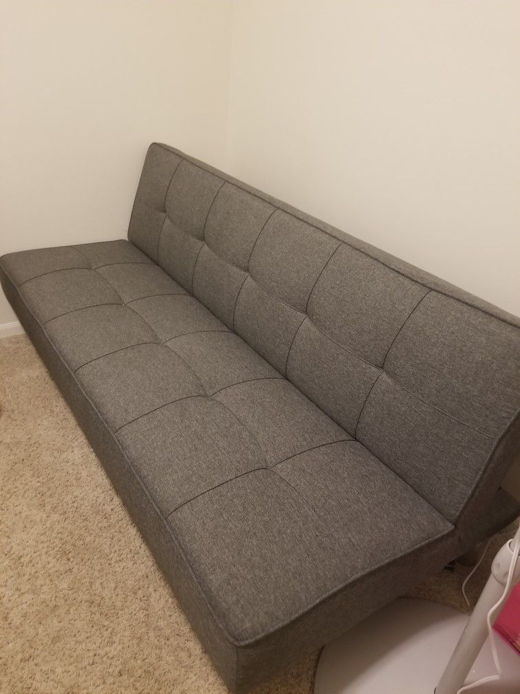 Nice Futon