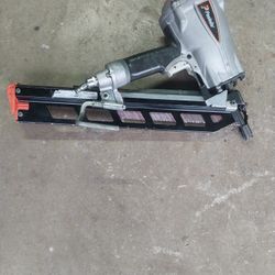 Paslode Framing Gun Made in USA ( Condition Good  )