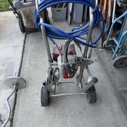 Titán Paint Machine 740 