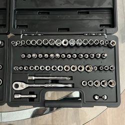 60 Pc. Tool Set