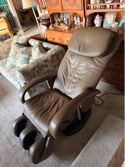 Human Touch Robotic Quad Roller Massage Chair