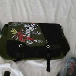 Speedy Messenger Bag