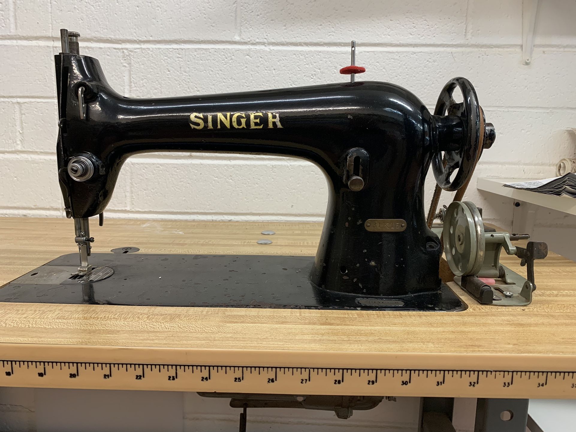 Singer Sewing Machine Model #3115