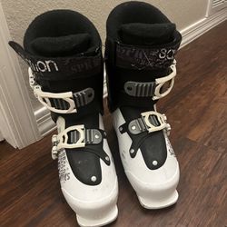 Salomon Ski Boots 