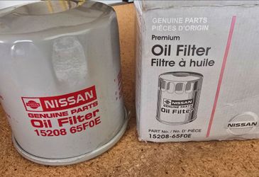 Genuine Nissan OEM Oil Filter 15208-65F0E