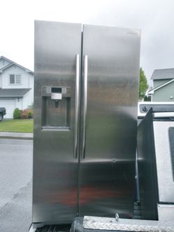 Samsung Side-by-side Stainless Steel Fridge Freezer
