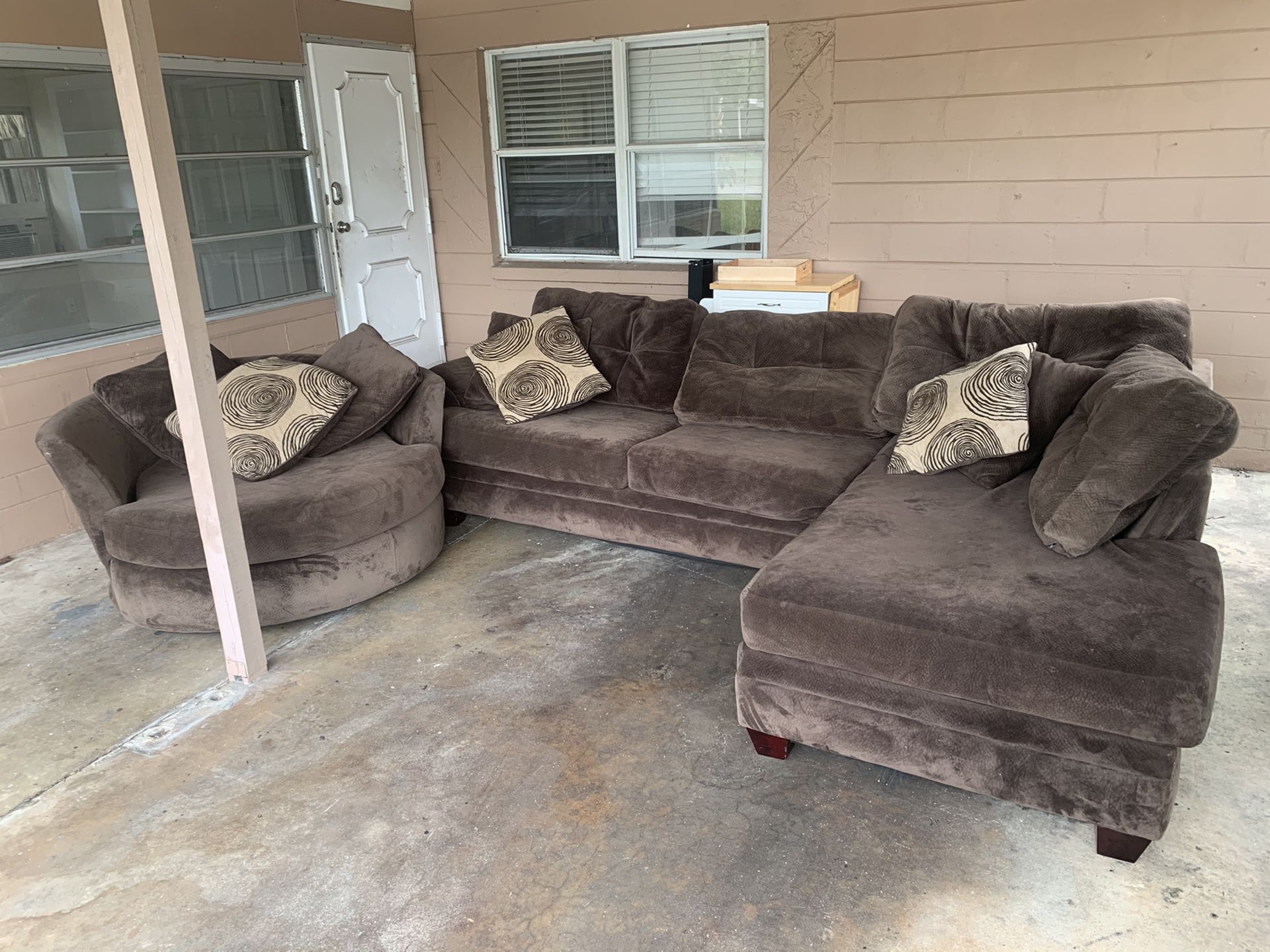 FREE COUCH, need gone