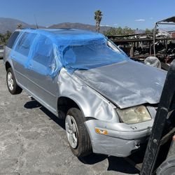 2004 Volkswagen Jetta for parts