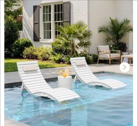 White Collapsible 2-Piece HDPS Plastic Aquawave Outdoor Chaise Lounge with Cushions Headrest for Pool Up to 11 in. Deep