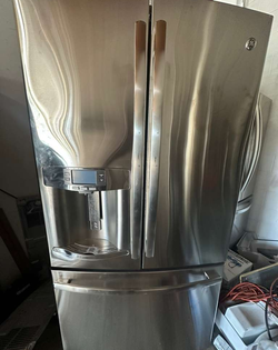 GE French Door Fridge – Stainless, Ice & Water, 36in