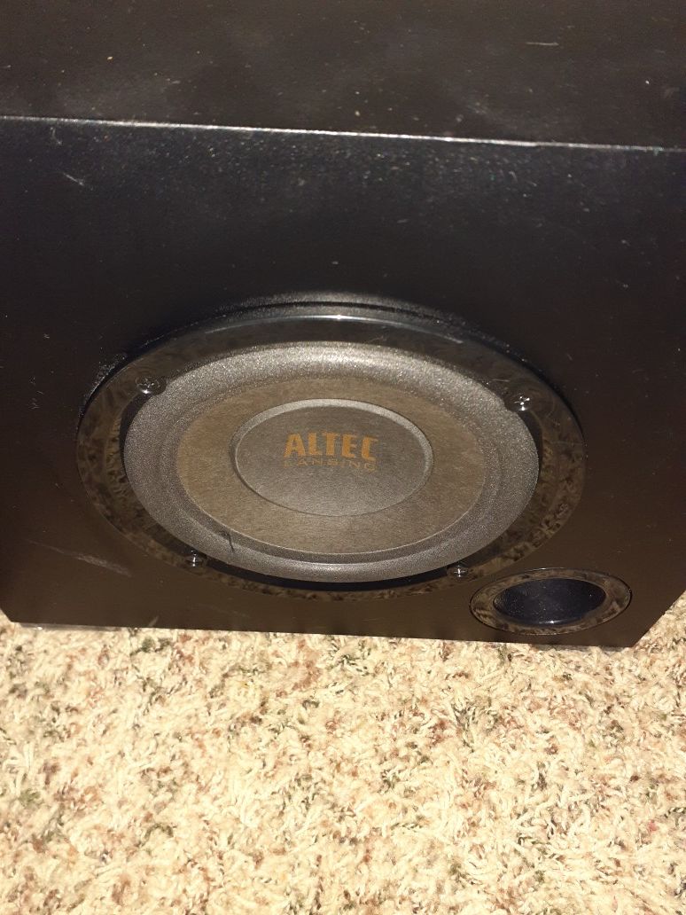 Altec Lansing subwoofer speaker