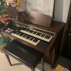 Hammond Organ
