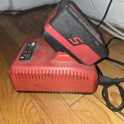 Snap-On 18V Battery & Charger – Works Great