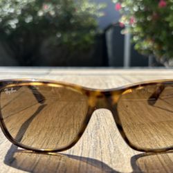 Ray Ban tortoiseshell polarized