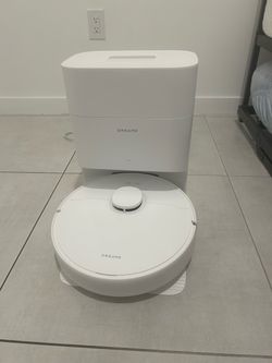 Dreame D10 Robot Vacuum & Mop — Like New