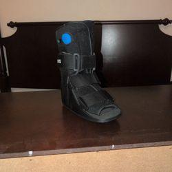 Walking Boot/ Air