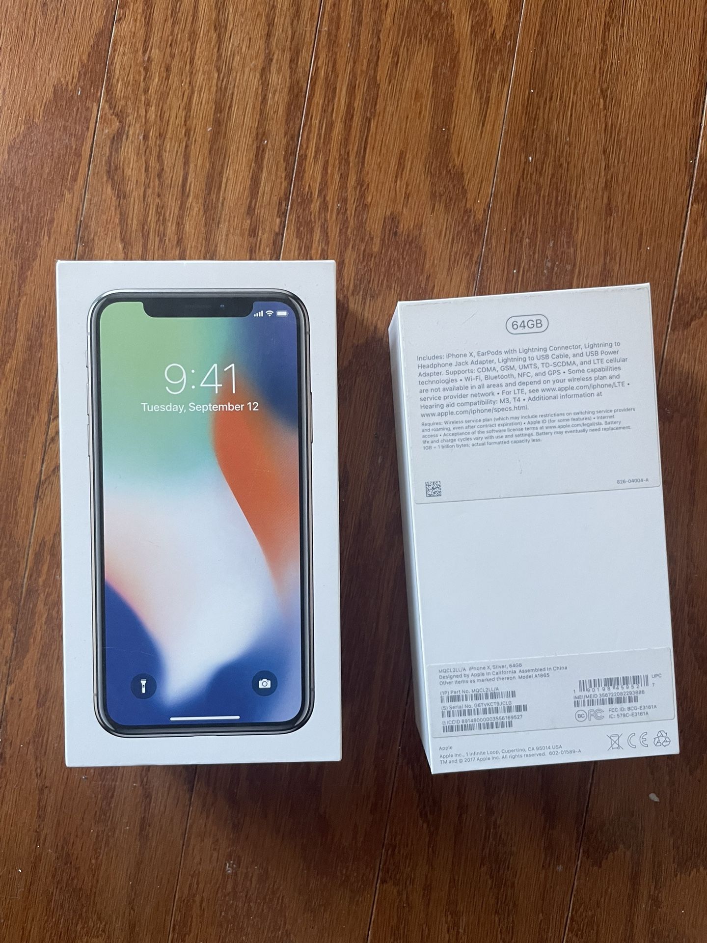Apple iPhone X BOX ONLY Silver (64GB)