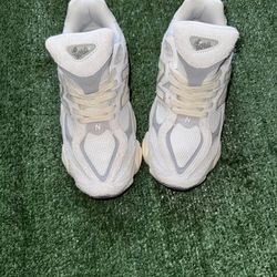 New Balance 9060 Quartz grey/Sea Salt 7.5 Mens