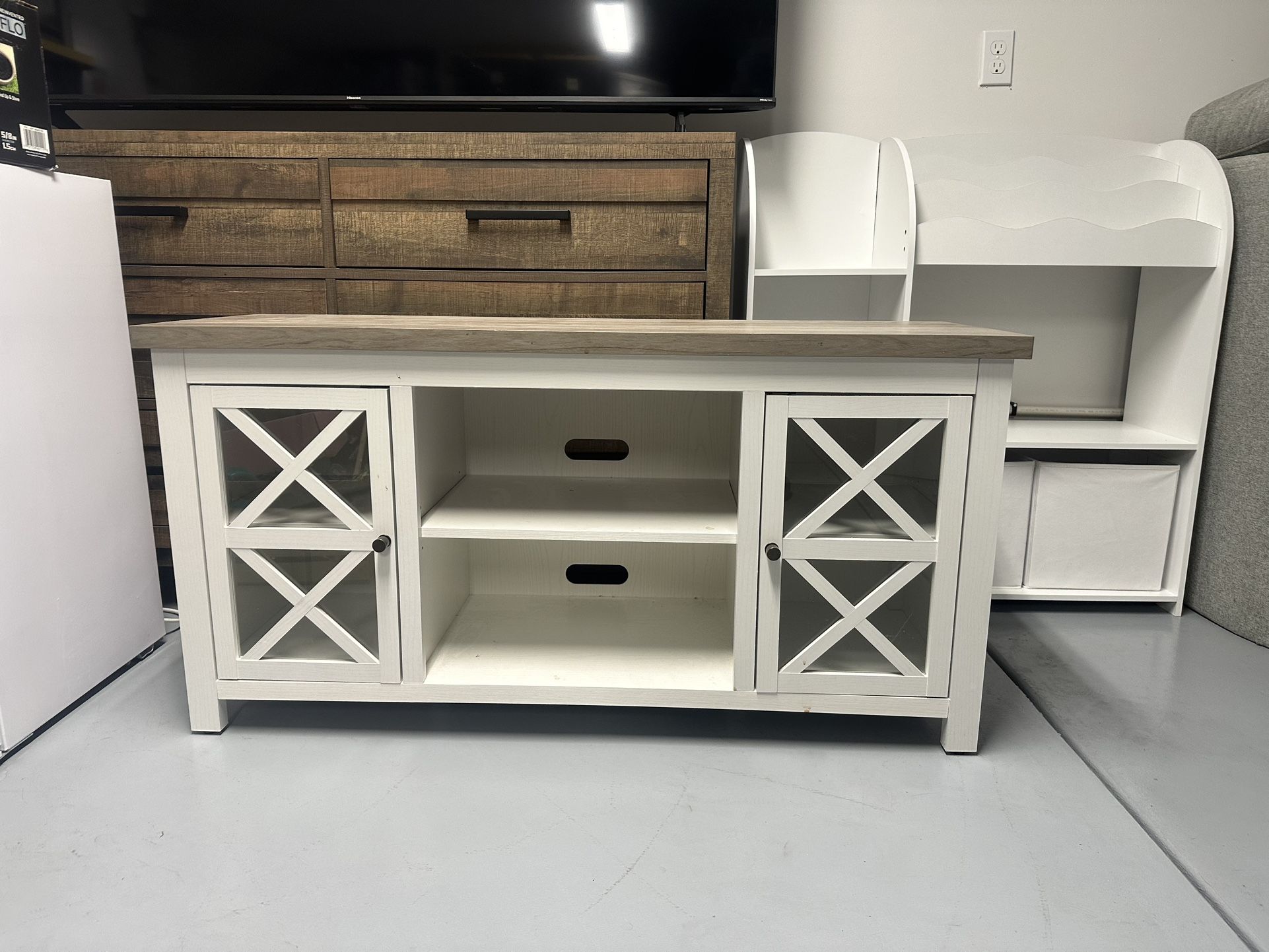 TV Console/Stand