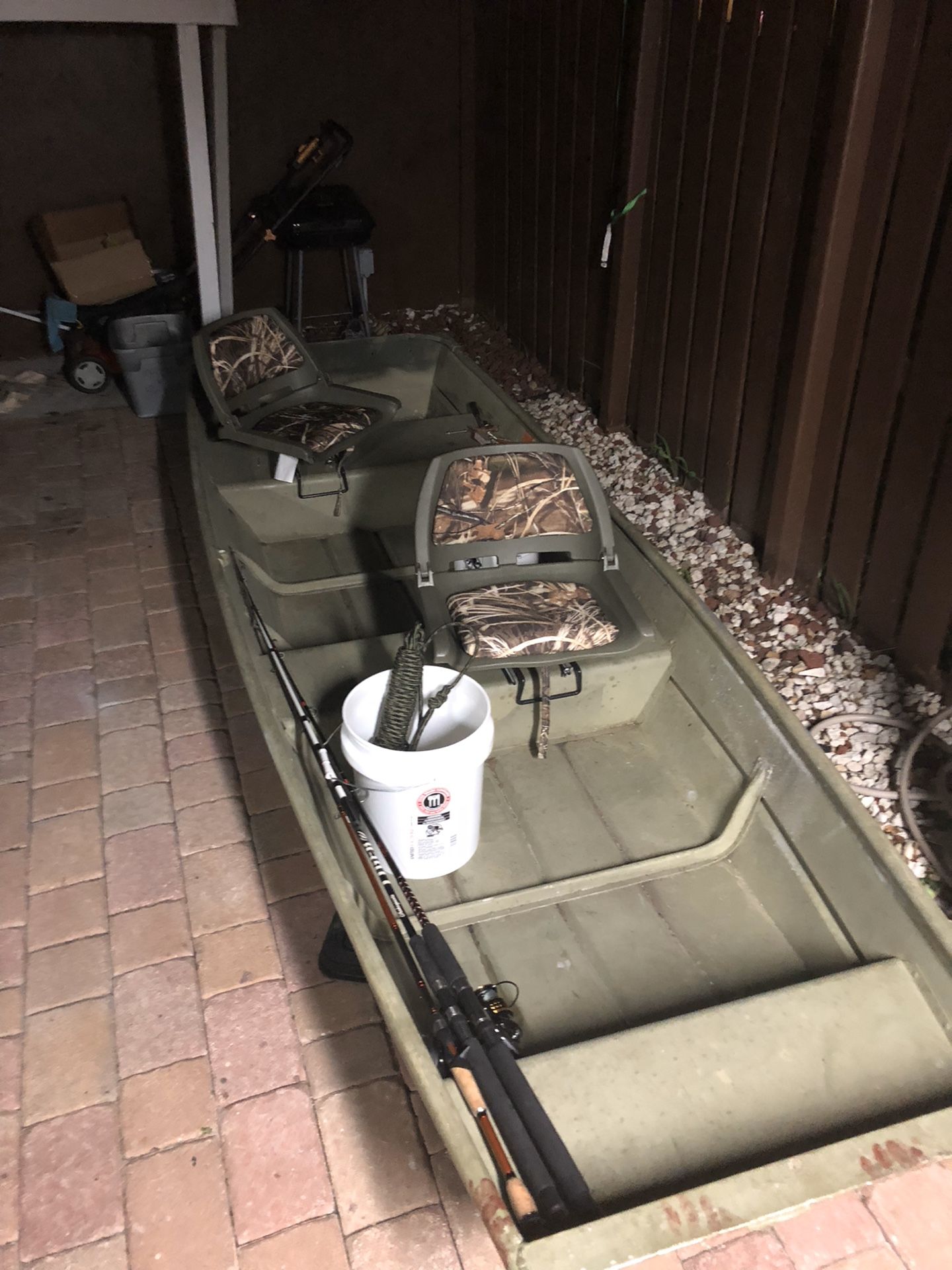 14 FT GAMEFISHER JON BOAT for Sale in Miami, FL OfferUp