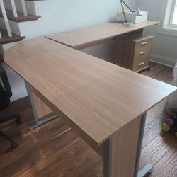L-shape Desk With Shelves