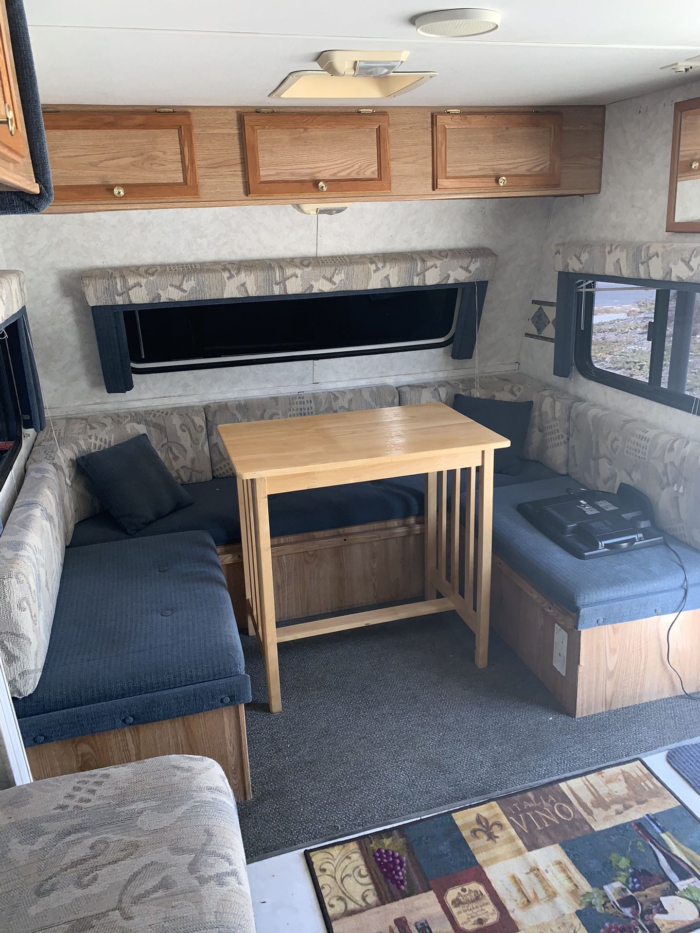 2004 Wanderer Glide Lite 24 ft Travel Trailer Fully Self Contained