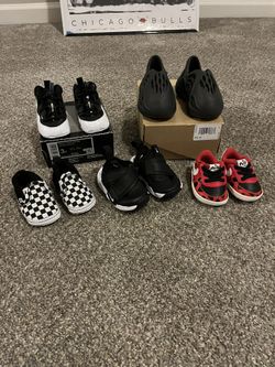 Nike  Yeezy Foamposite 