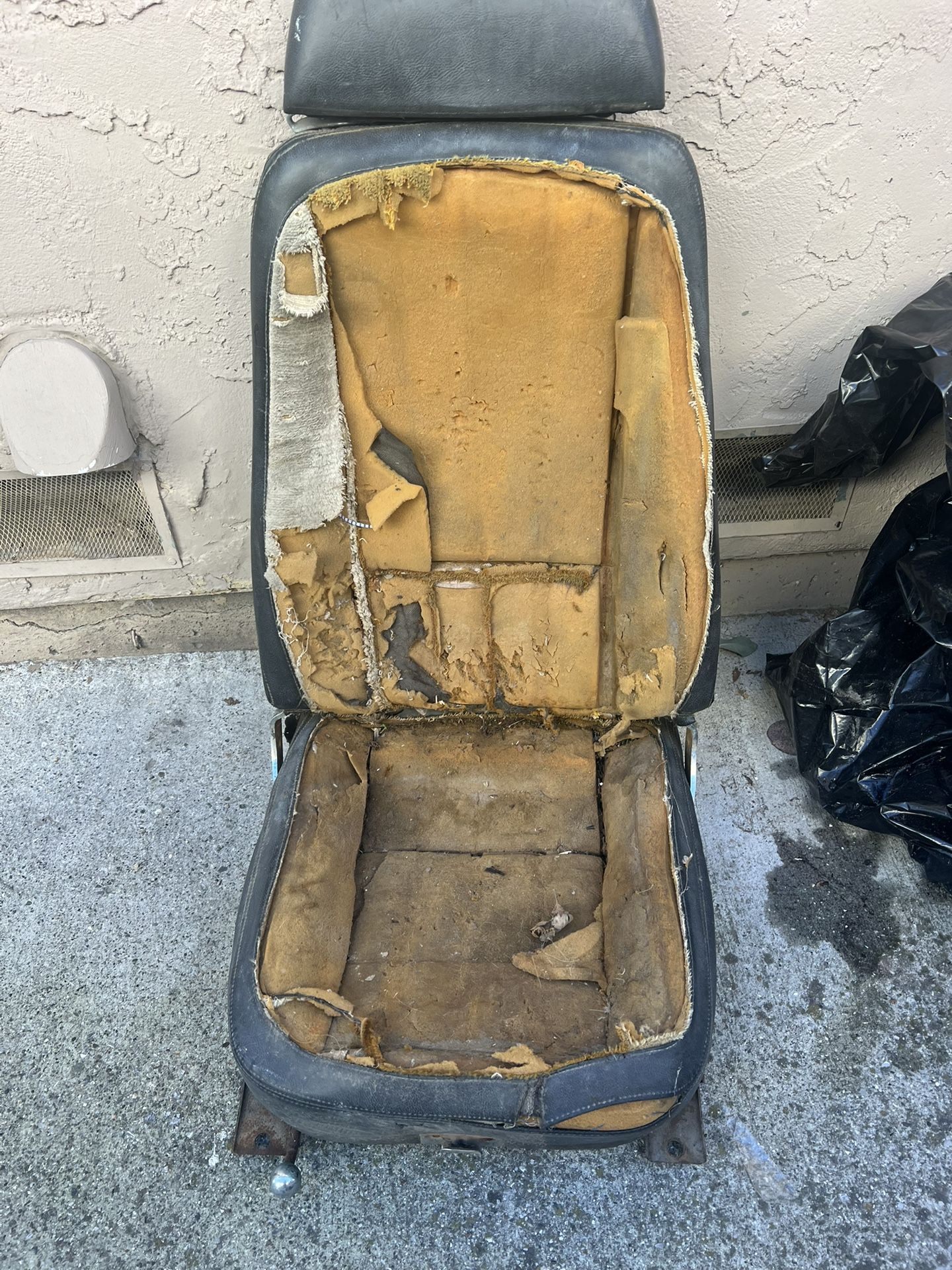 1968-69 Corvette Seat
