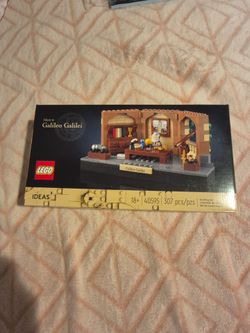 Lego tibrute to Galileo Galilei set