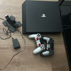 PS 4