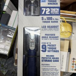 Quinn 3/8” Drive Digital Torque Wrench 