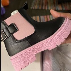 Girls Shoes