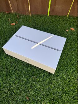 Empty Box - Apple iPad (9th Generation) 64GB Wi-Fi