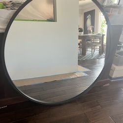 ROUND BLACK MIRROR 47”