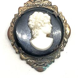 Antique Cameo Necklace!