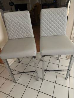 Set of 2 Modern Counter-Height Bar Stools – Gray / Chrome